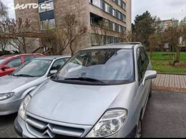 Citroën C8